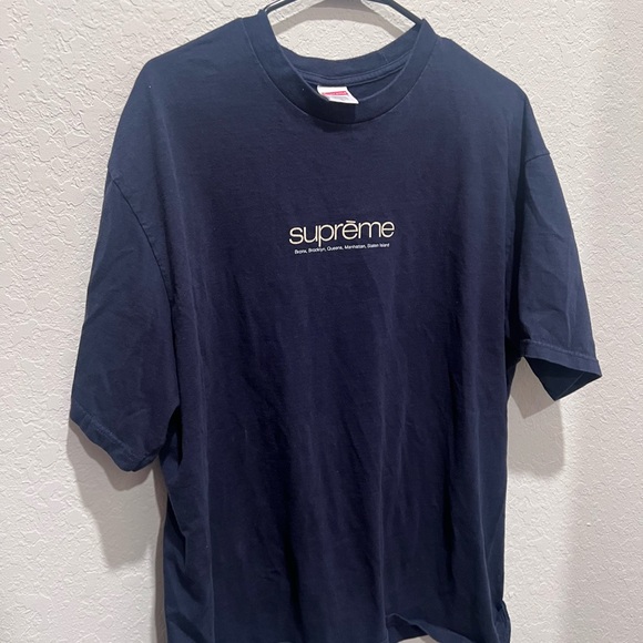 Supreme T shirt - Picture 3 of 4
